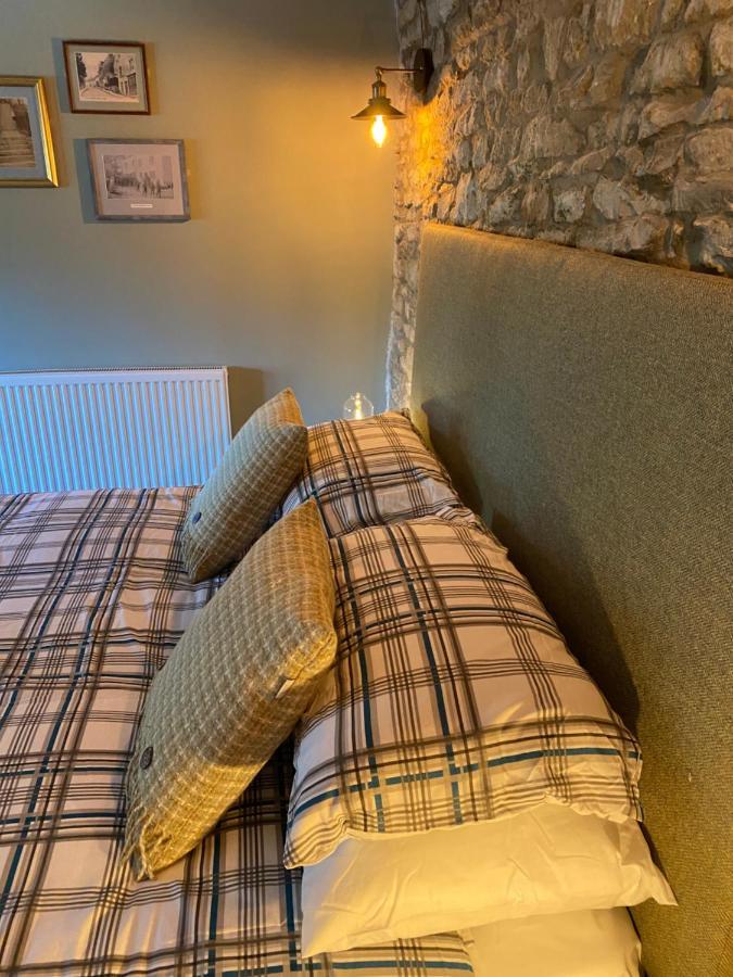 Bear Inn Bisley  Bagian luar foto